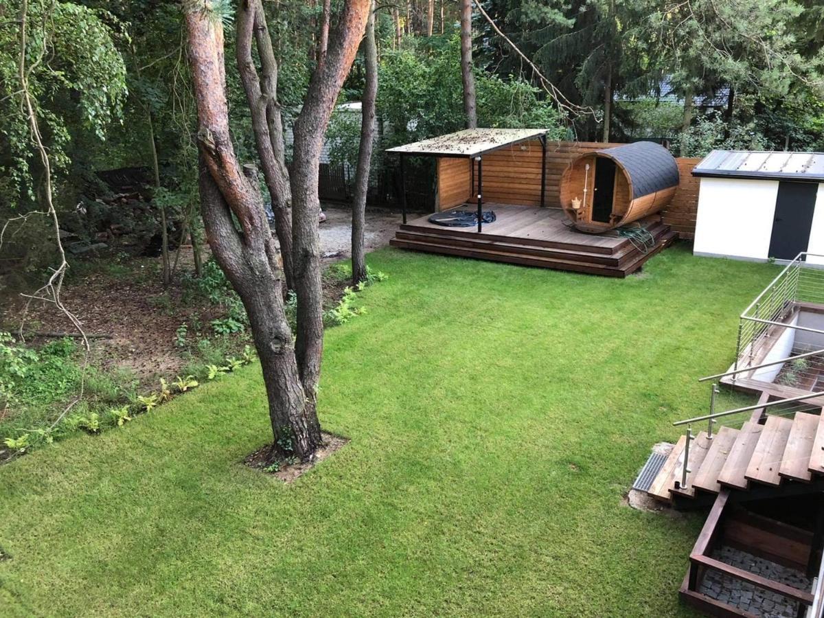Luksusowy Apartament Pod Lasem, Otwock -Shared Garden, Sauna, Wood Hot Tub! Hot Tub Seasonal! Екстериор снимка