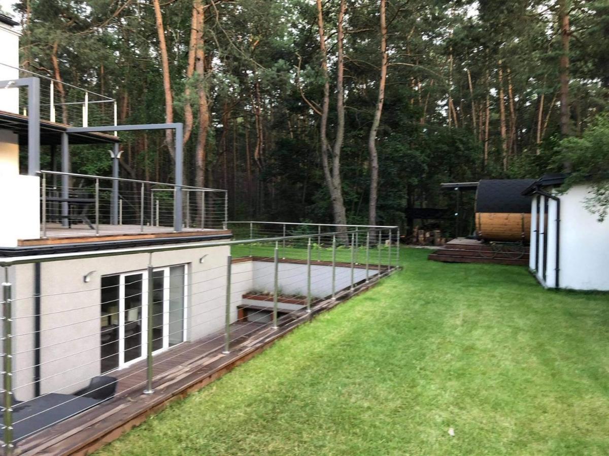 Luksusowy Apartament Pod Lasem, Otwock -Shared Garden, Sauna, Wood Hot Tub! Hot Tub Seasonal! Екстериор снимка